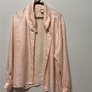 Leslie Fay Beige Paisley Blouse
